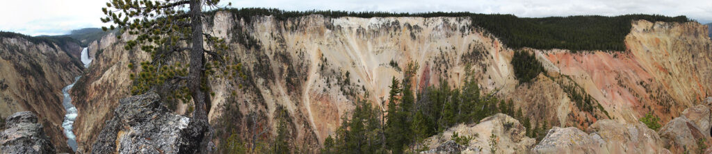 south rim of a canyon