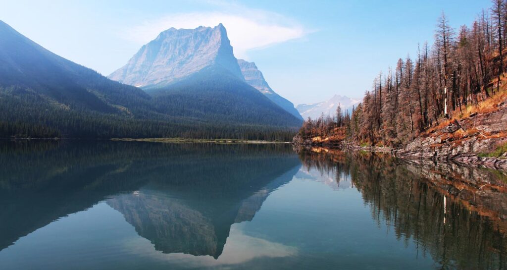 mountain reflection in lake