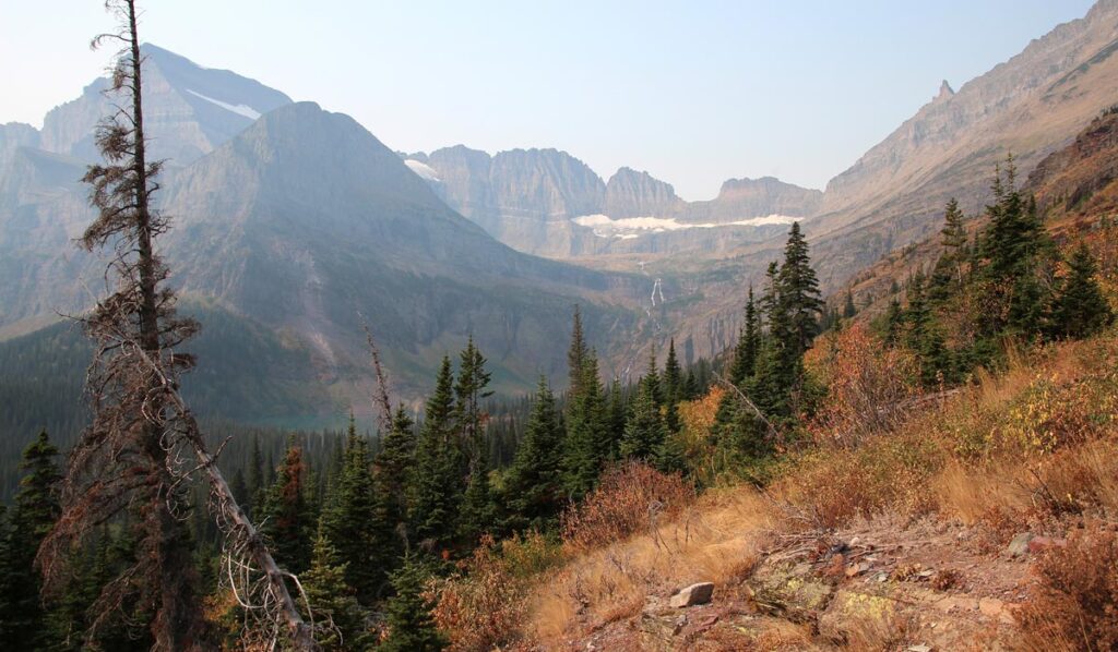 hazy mountain range